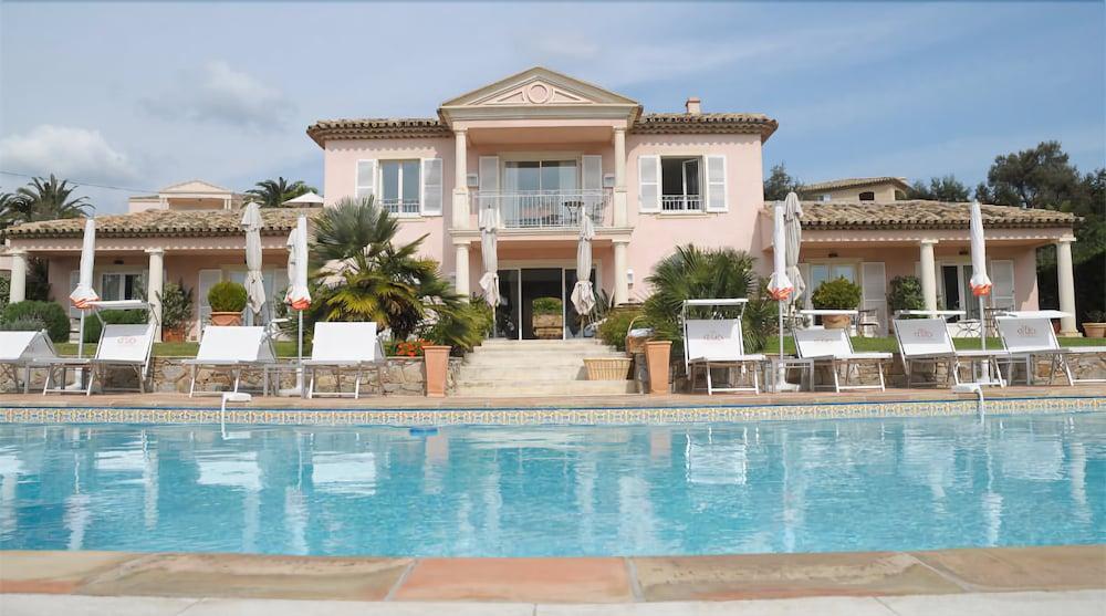 Hotel Villa Les Rosiers Grimaud Buitenkant foto
