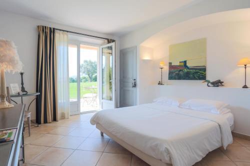 Hotel Villa Les Rosiers Grimaud Buitenkant foto